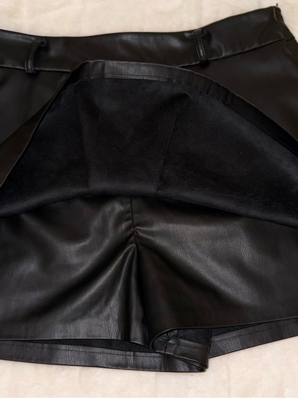 Zara Black Faux Leather Skort with Front Pleat - Size L - Picture 6 of 9